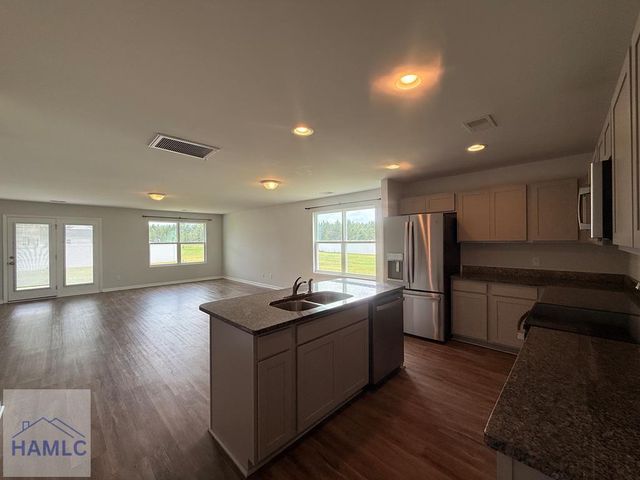 481 Tondee Way, Midway, GA 31320