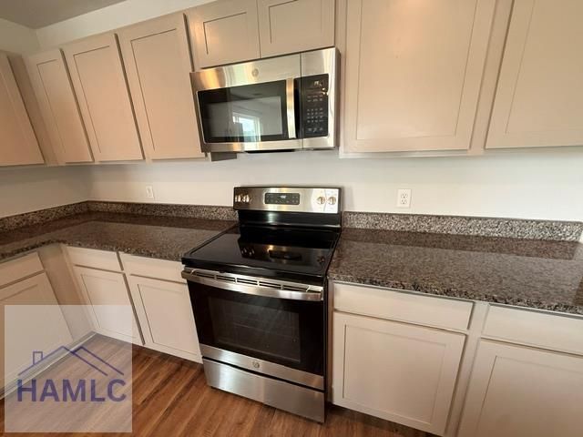 481 Tondee Way, Midway, GA 31320