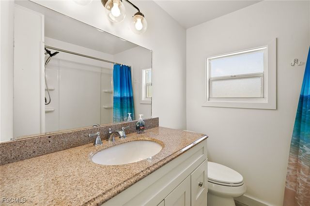 341 Mattie AVE, Fort Myers, FL 33908