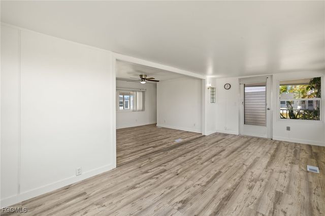 341 Mattie AVE, Fort Myers, FL 33908