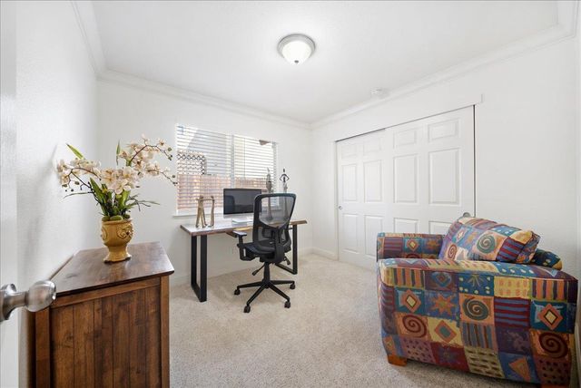 101 Thoreau Ln, Folsom, CA 95630