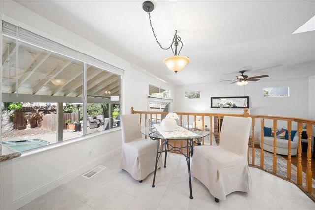 101 Thoreau Ln, Folsom, CA 95630