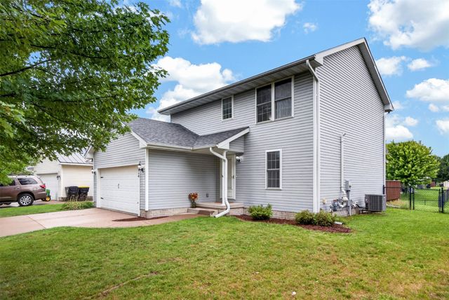 860 SE Harper Drive, Waukee, IA 50263