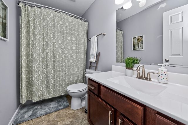 860 SE Harper Drive, Waukee, IA 50263