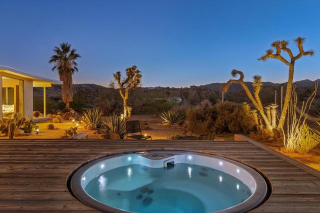 52744 Contour Terrace, Pioneertown, CA 92268