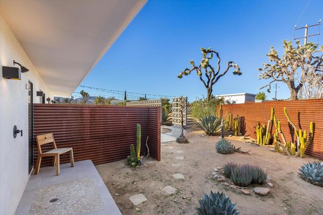 52744 Contour Terrace, Pioneertown, CA 92268
