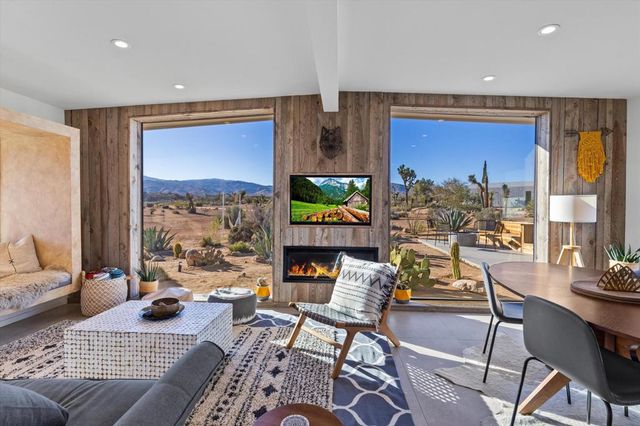 52744 Contour Terrace, Pioneertown, CA 92268