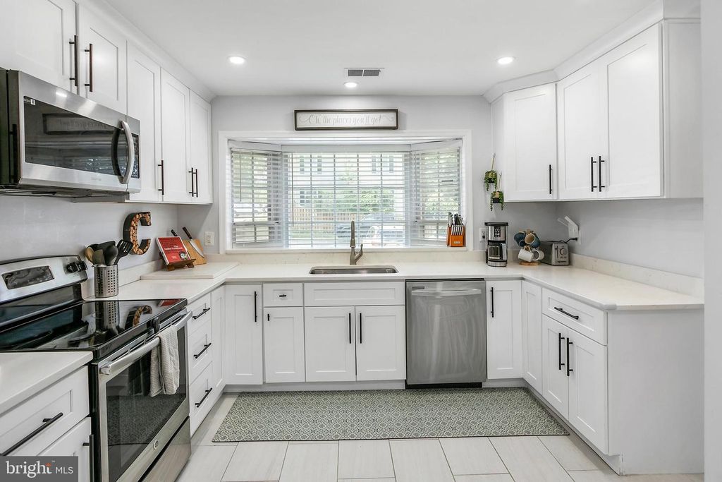 6386 PATIENCE CT, Alexandria, VA 22315