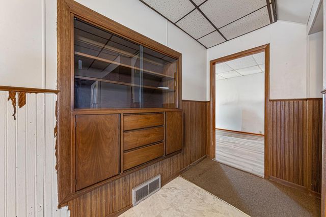 604 Ulstad Avenue, Albert Lea, MN 56007