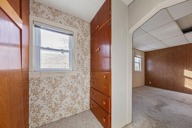 604 Ulstad Avenue, Albert Lea, MN 56007