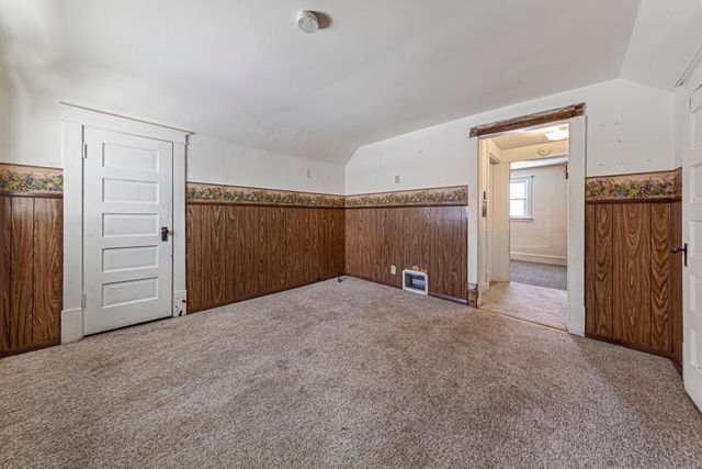 604 Ulstad Avenue, Albert Lea, MN 56007