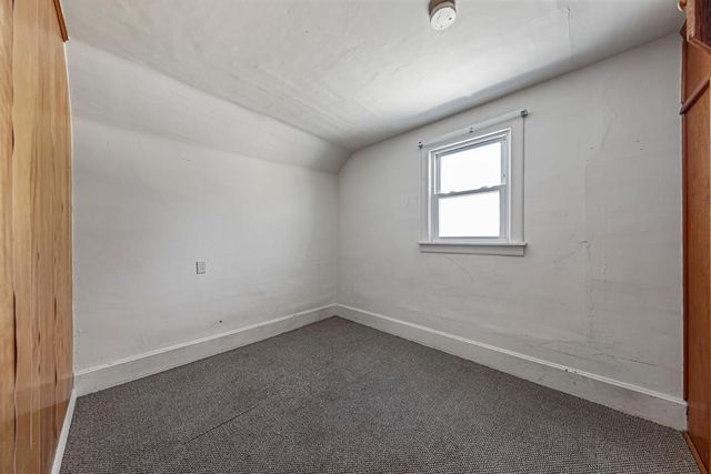 604 Ulstad Avenue, Albert Lea, MN 56007