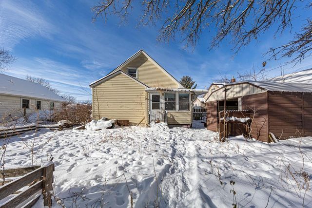 604 Ulstad Avenue, Albert Lea, MN 56007