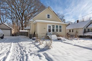 604 Ulstad Avenue, Albert Lea, MN 56007