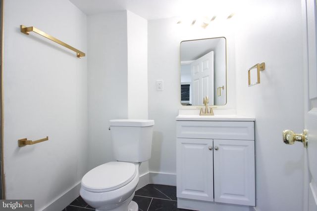 3304 OAKFIELD AVE, Baltimore, MD 21207