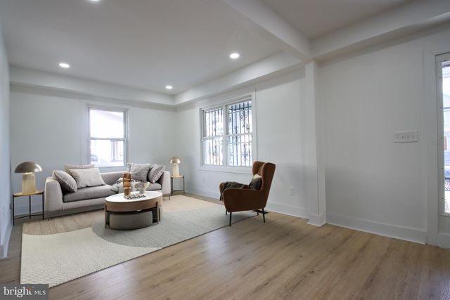 3304 OAKFIELD AVE, Baltimore, MD 21207