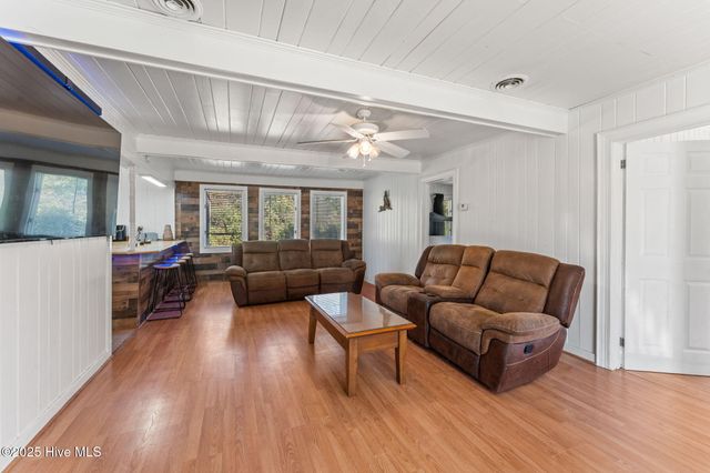 490 Vineyard Landing Road SE, Bolivia, NC 28422