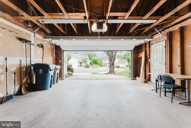 9505 SAILCLOTH PL, Burke, VA 22015