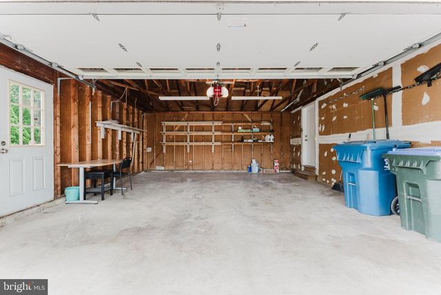 9505 SAILCLOTH PL, Burke, VA 22015