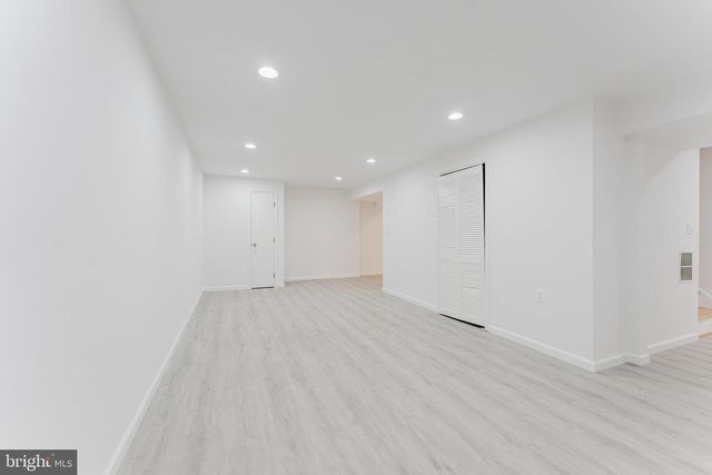 9505 SAILCLOTH PL, Burke, VA 22015