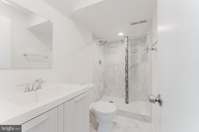 9505 SAILCLOTH PL, Burke, VA 22015