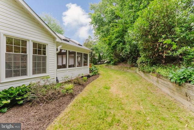 9505 SAILCLOTH PL, Burke, VA 22015