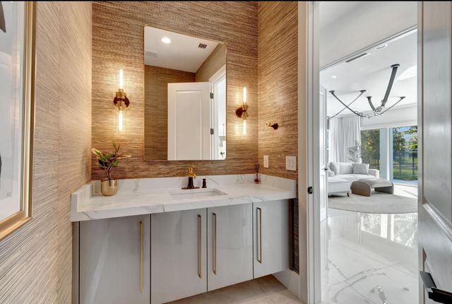 19871 Meadowside Lane, Boca Raton, FL 33498