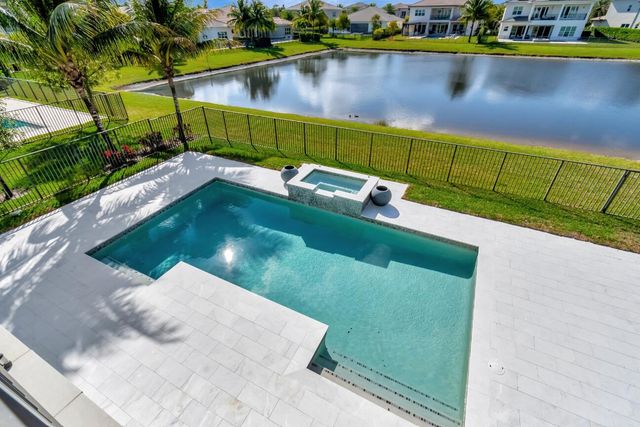 19871 Meadowside Lane, Boca Raton, FL 33498