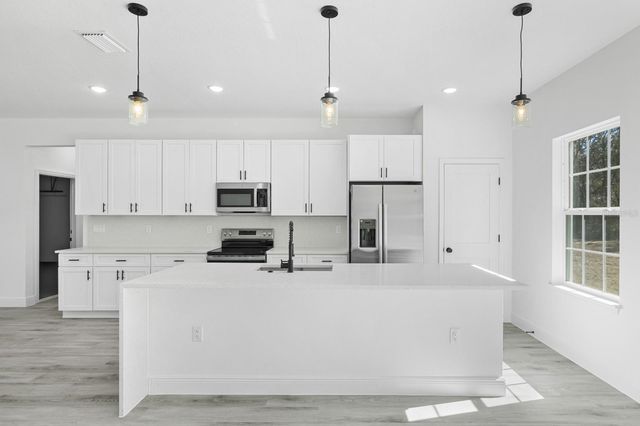 144 W RUSKA PLACE, Citrus Springs, FL 34434