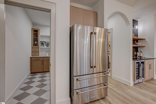 5 Plum Drive, Greenville, SC 29605