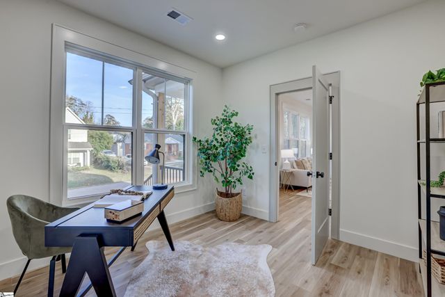 5 Plum Drive, Greenville, SC 29605