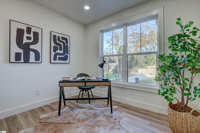 5 Plum Drive, Greenville, SC 29605