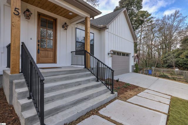 5 Plum Drive, Greenville, SC 29605