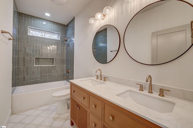 5 Plum Drive, Greenville, SC 29605