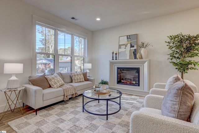 5 Plum Drive, Greenville, SC 29605