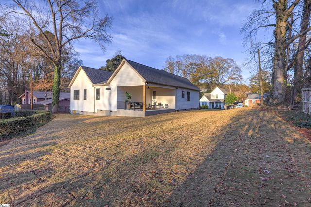 5 Plum Drive, Greenville, SC 29605