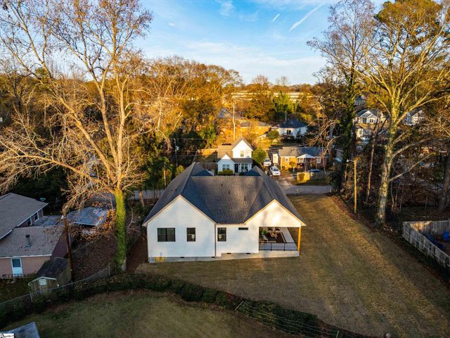 5 Plum Drive, Greenville, SC 29605