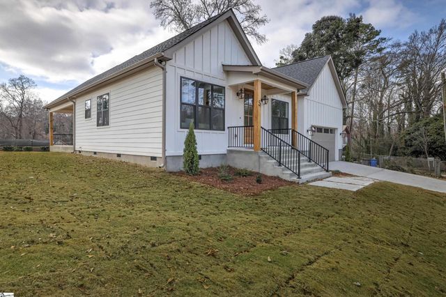 5 Plum Drive, Greenville, SC 29605