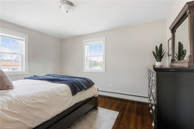 25 Overhill Road, Warren, RI 02885