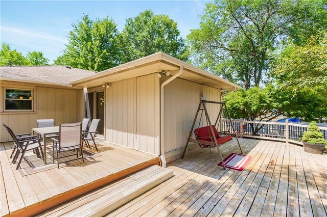 16016 W 151st Terrace, Olathe, KS 66062