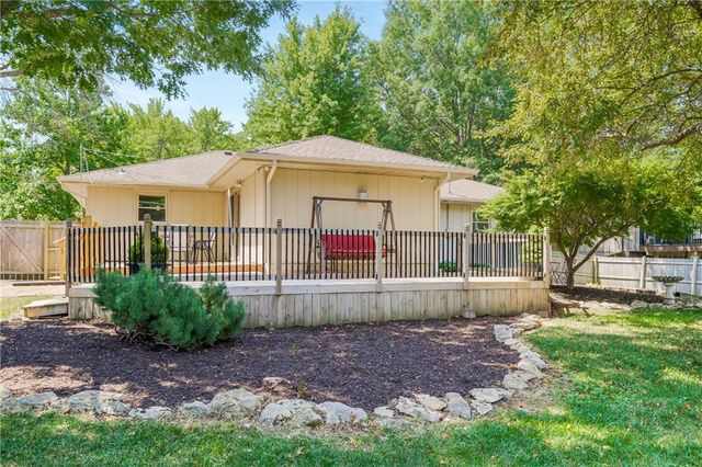 16016 W 151st Terrace, Olathe, KS 66062
