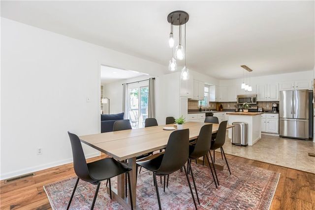 16016 W 151st Terrace, Olathe, KS 66062