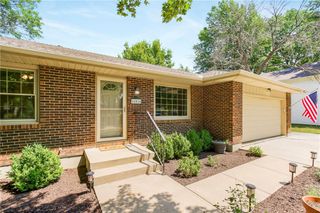 16016 W 151st Terrace, Olathe, KS 66062