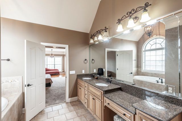 219 Hidden Harbour Dr, Mount Juliet, TN 37122