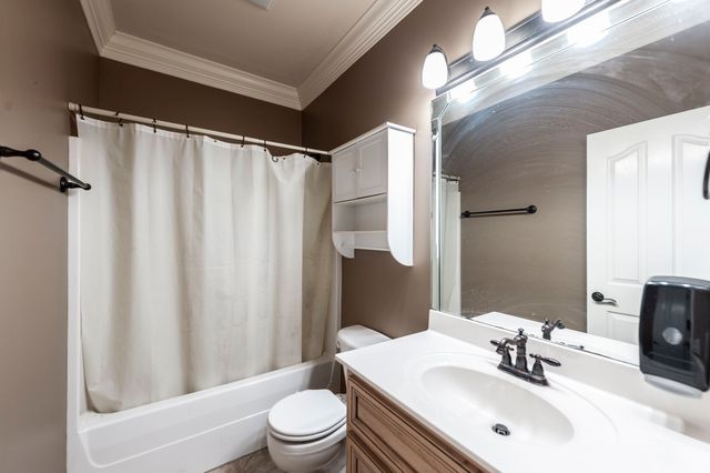 219 Hidden Harbour Dr, Mount Juliet, TN 37122