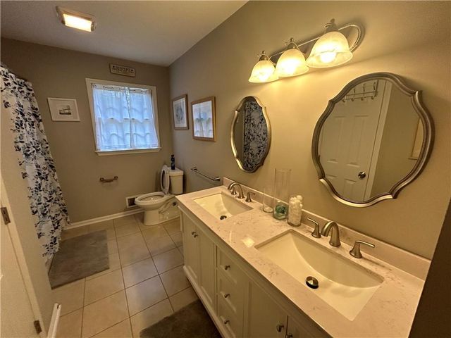 311 Mariner Circle, Woodstock, GA 30189