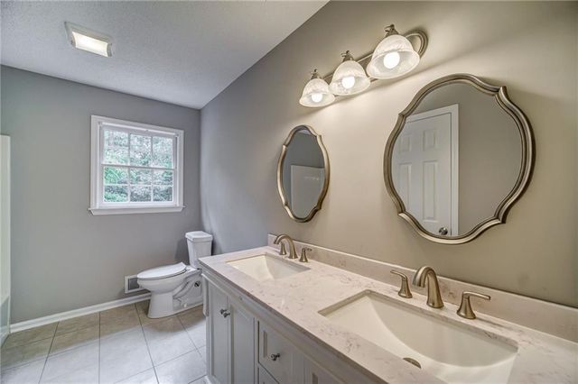 311 Mariner Circle, Woodstock, GA 30189