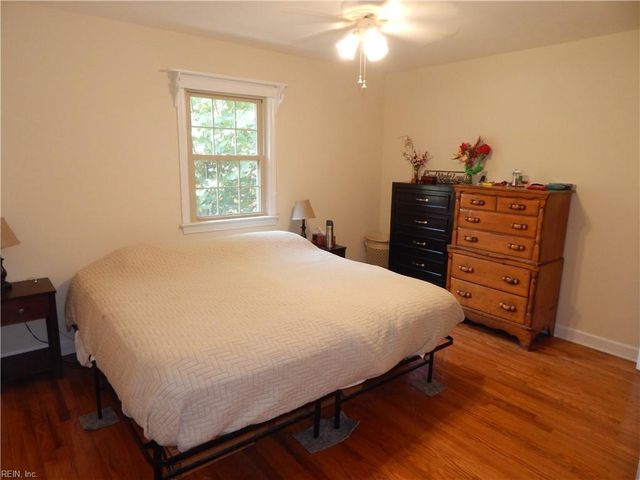 1024 Vanderploeg DR, Chesapeake, VA 23323