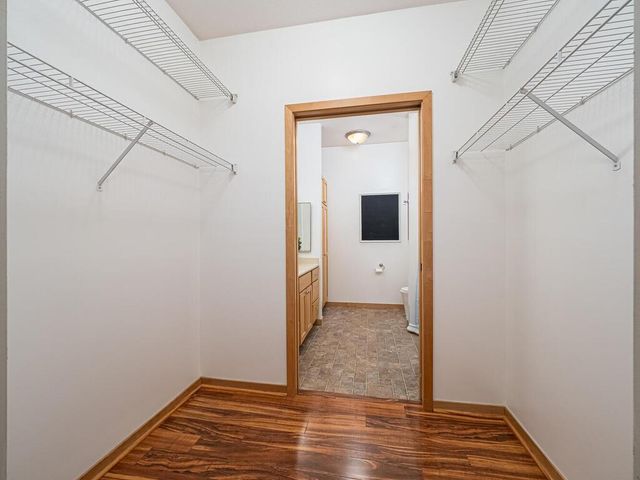 2900 11th Avenue S 413, Minneapolis, MN 55407