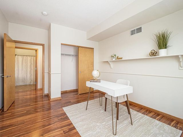 2900 11th Avenue S 413, Minneapolis, MN 55407